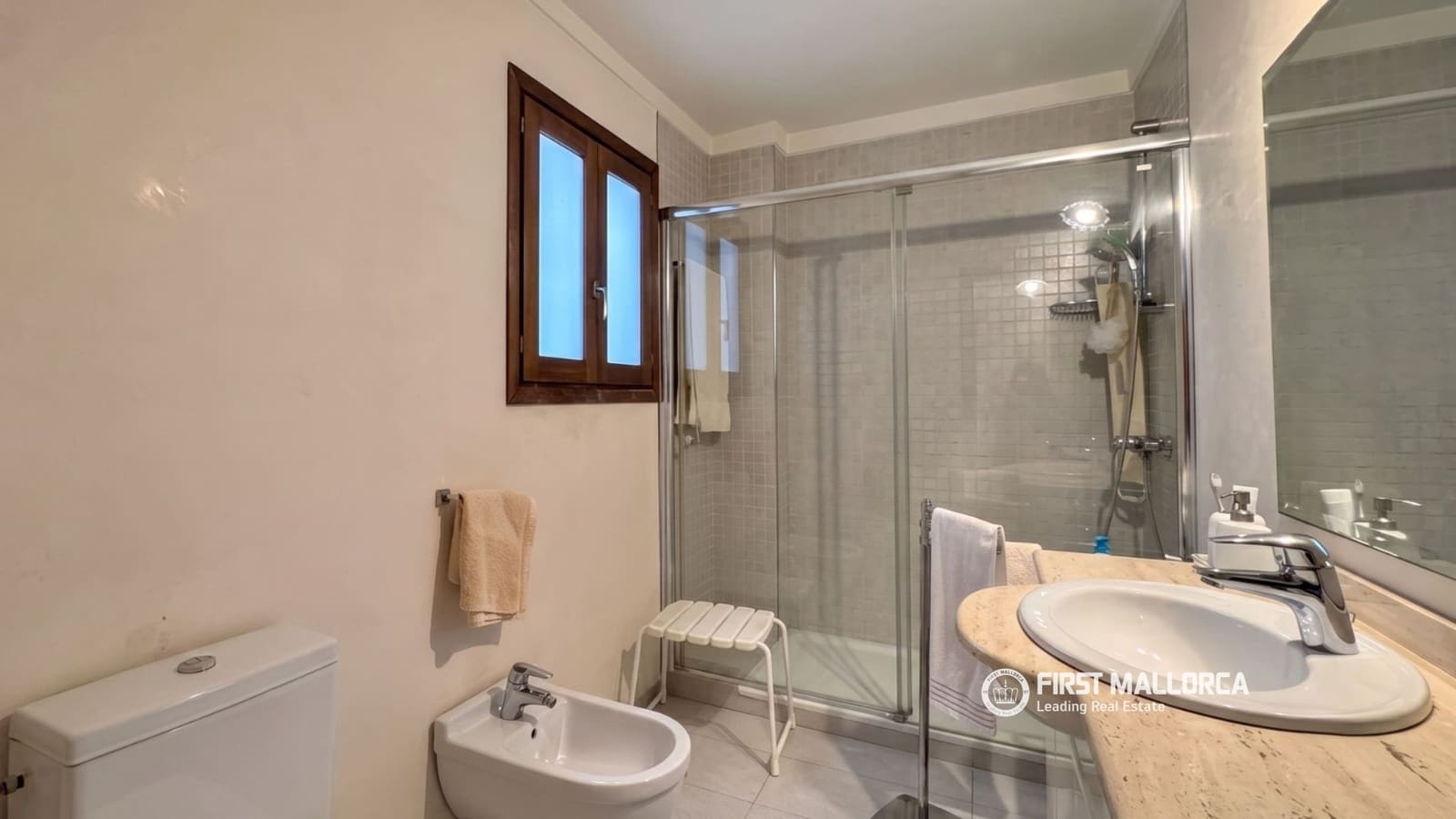 4 sovrum Lägenhet att hyra i Palma de Mallorca med garage - 3 000 € (Ref: 9953407)