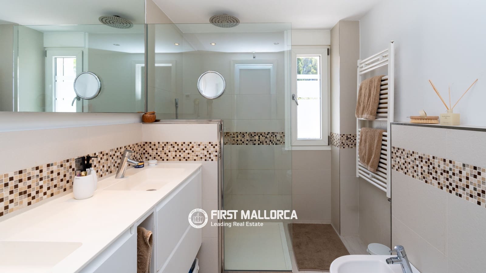 Chalet de 5 habitaciones en Santa Ponsa en venta con piscina garaje - 3.250.000 € (Ref: 9953411)