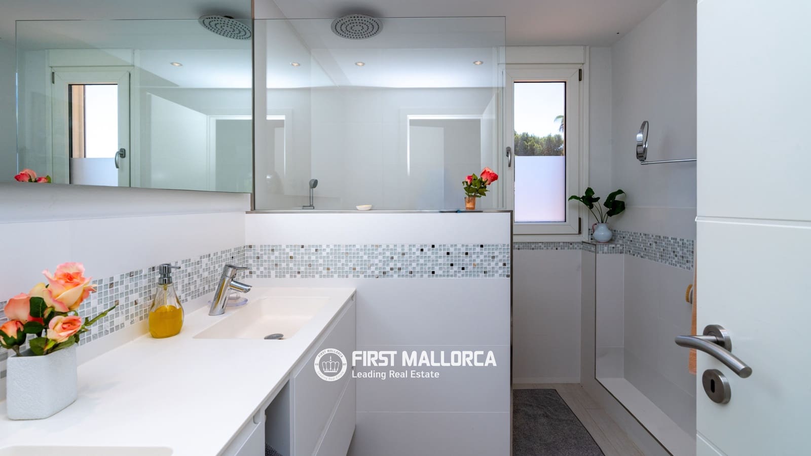 Chalet de 5 habitaciones en Santa Ponsa en venta con piscina garaje - 3.250.000 € (Ref: 9953411)