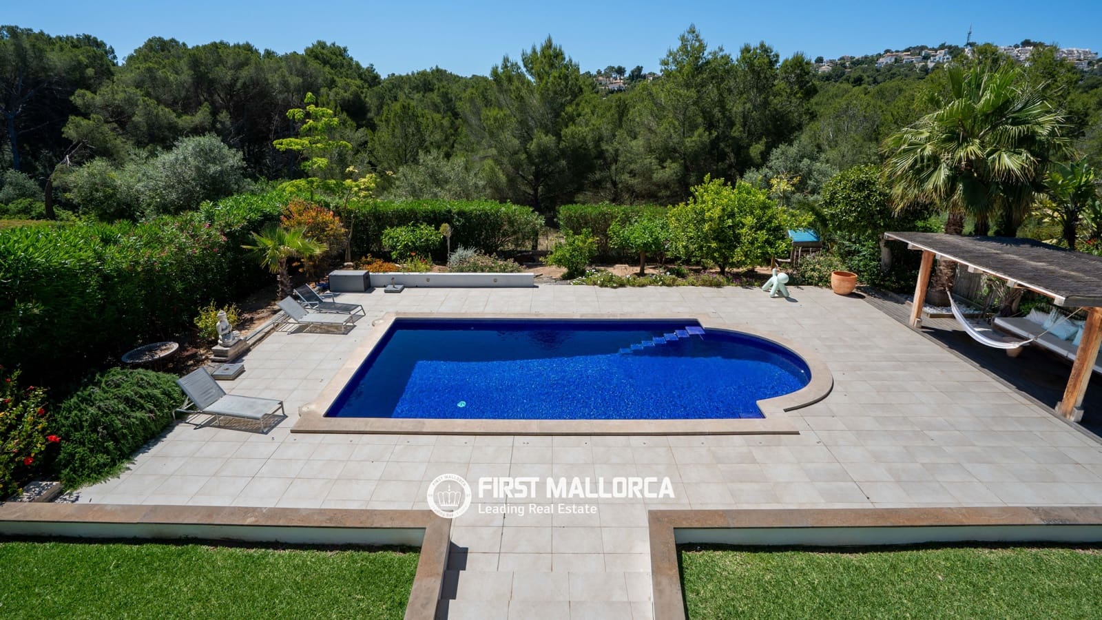 Chalet de 5 habitaciones en Santa Ponsa en venta con piscina garaje - 3.250.000 € (Ref: 9953411)