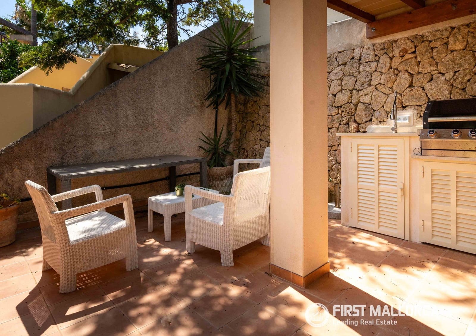 4 sypialnia Willa na sprzedaż w Portocristo / Port de Manacor z basenem garażem - 2 750 000 € (Ref: 9956578)