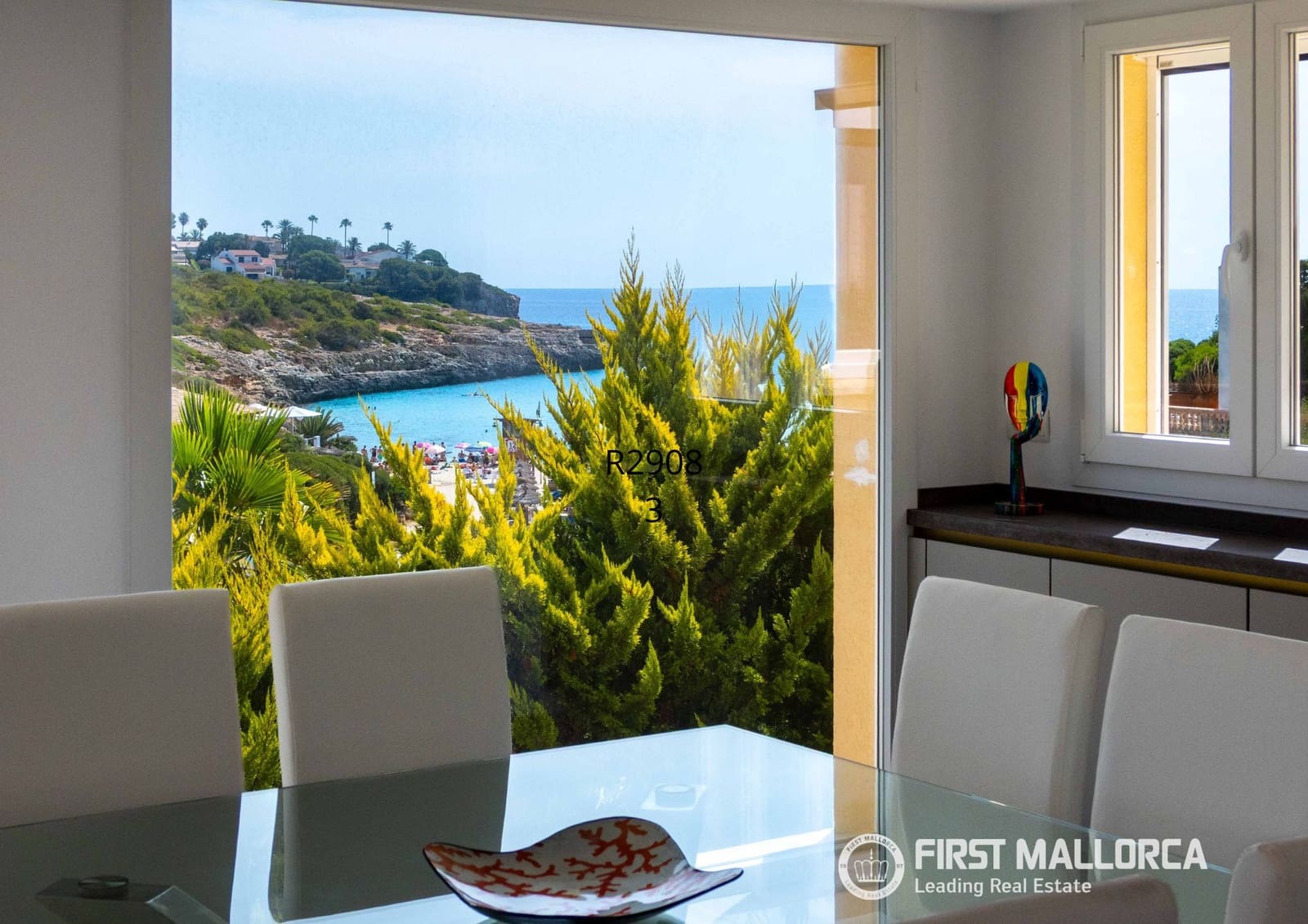 4 sypialnia Willa na sprzedaż w Portocristo / Port de Manacor z basenem garażem - 2 750 000 € (Ref: 9956578)