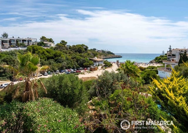 4 sypialnia Willa na sprzedaż w Portocristo / Port de Manacor, Manacor z basenem garażem - 2 750 000 € (Ref: 9956578)