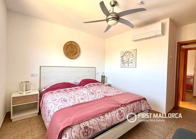 3 makuuhuone Huoneisto vuokrattavana paikassa Portocristo / Port de Manacor, Manacor mukana 
autotalli - 2 500 € (Ref: 9956579)