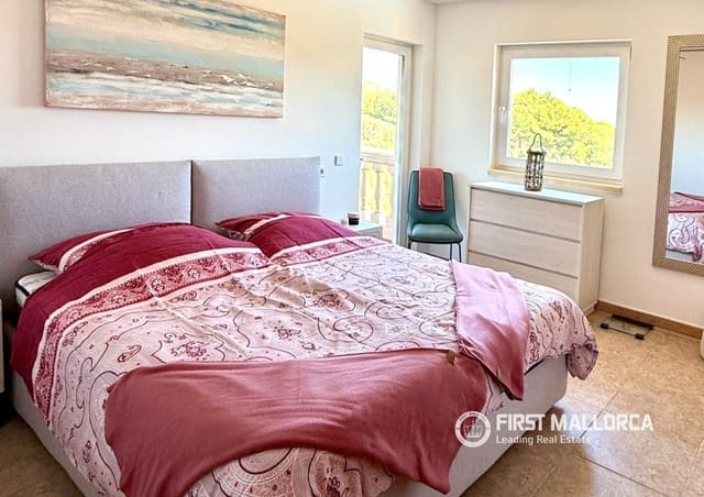 3 makuuhuone Huoneisto vuokrattavana paikassa Portocristo / Port de Manacor, Manacor mukana 
autotalli - 2 500 € (Ref: 9956579)