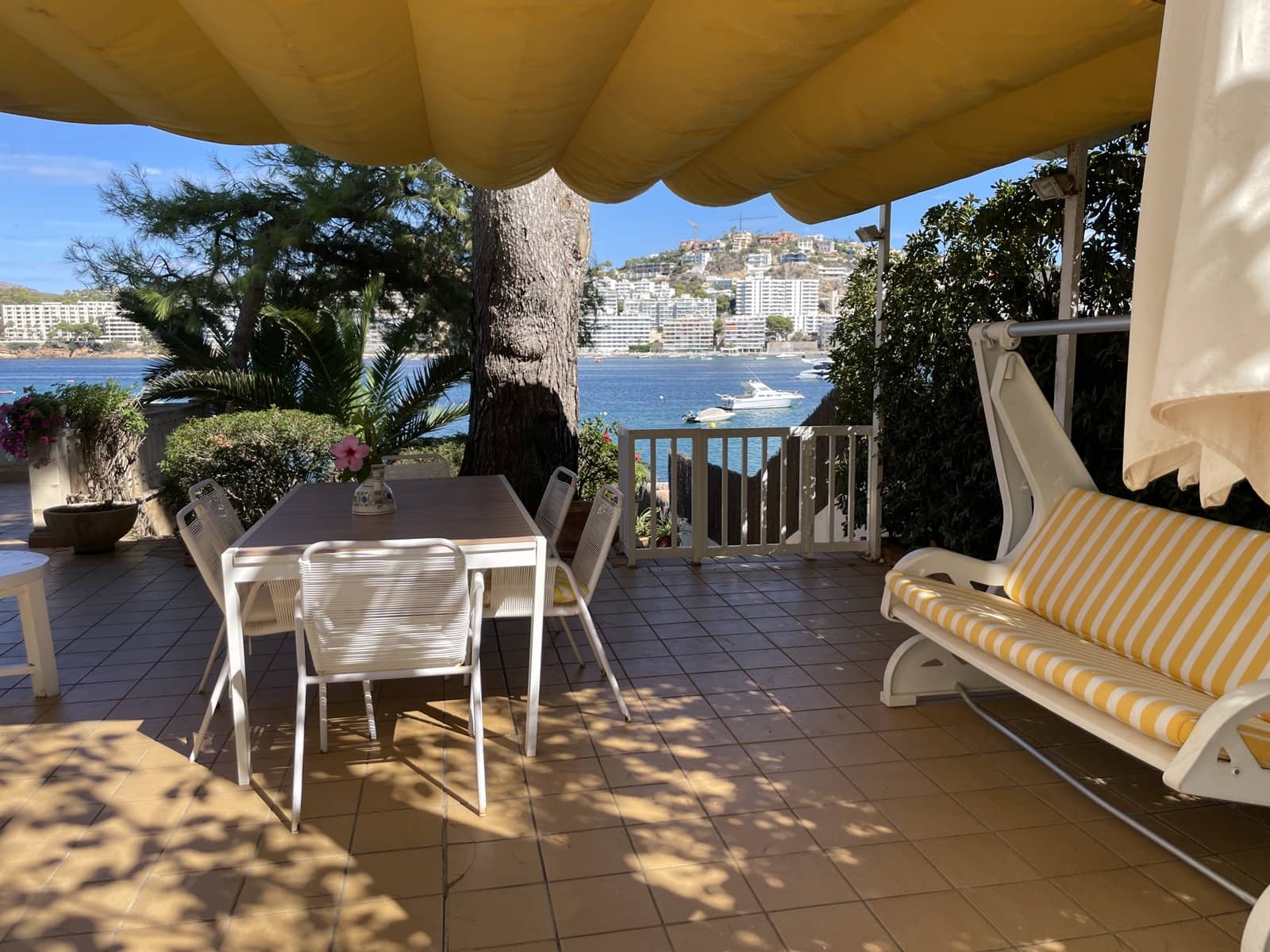 4 makuuhuone Huoneisto vuokrattavana paikassa Santa Ponsa mukana 
autotalli - 2 800 € (Ref: 9956580)