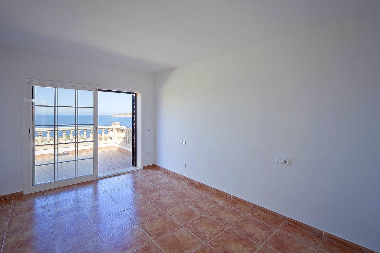 4 bedroom Villa for sale in El Toro / Port Adriano with pool garage - € 2,900,000 (Ref: 9961759)