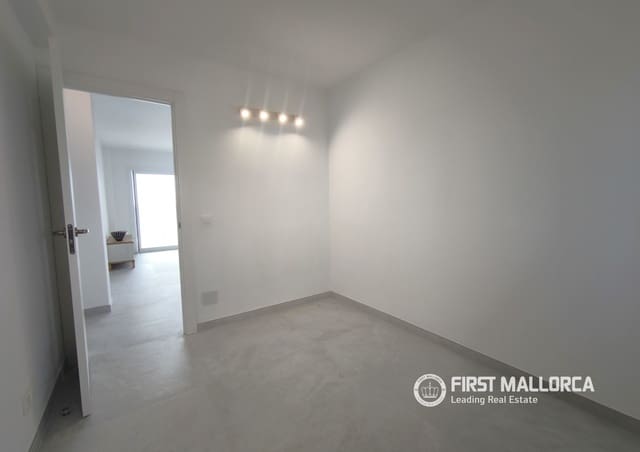 3 bedroom Apartment for rent in L'Arenal, Palma de Mallorca with garage - € 3,000 (Ref: 9961760)