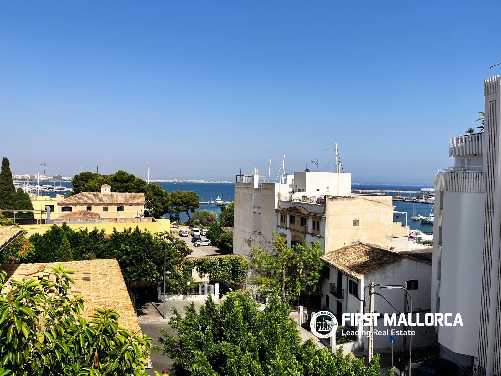 2 slaapkamer Penthouse te huur in Palma de Mallorca - € 2.400 (Ref: 9961762)