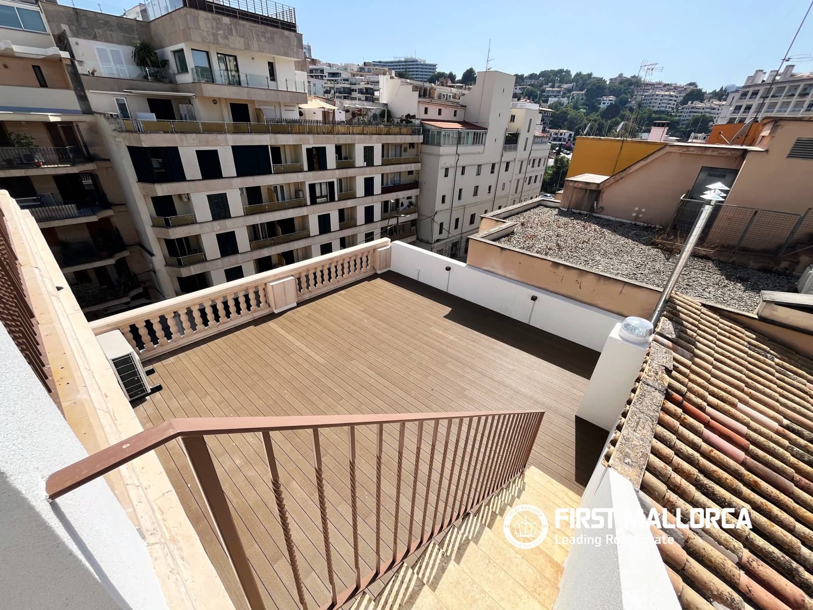 2 slaapkamer Penthouse te huur in Palma de Mallorca - € 2.400 (Ref: 9961762)