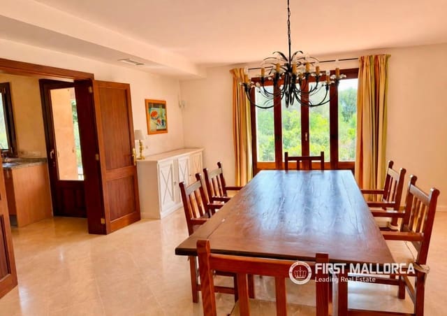 3 sypialnia Finka/Dom wiejski na sprzedaż w Ses Salines z basenem garażem - 2 400 000 € (Ref: 9961763)