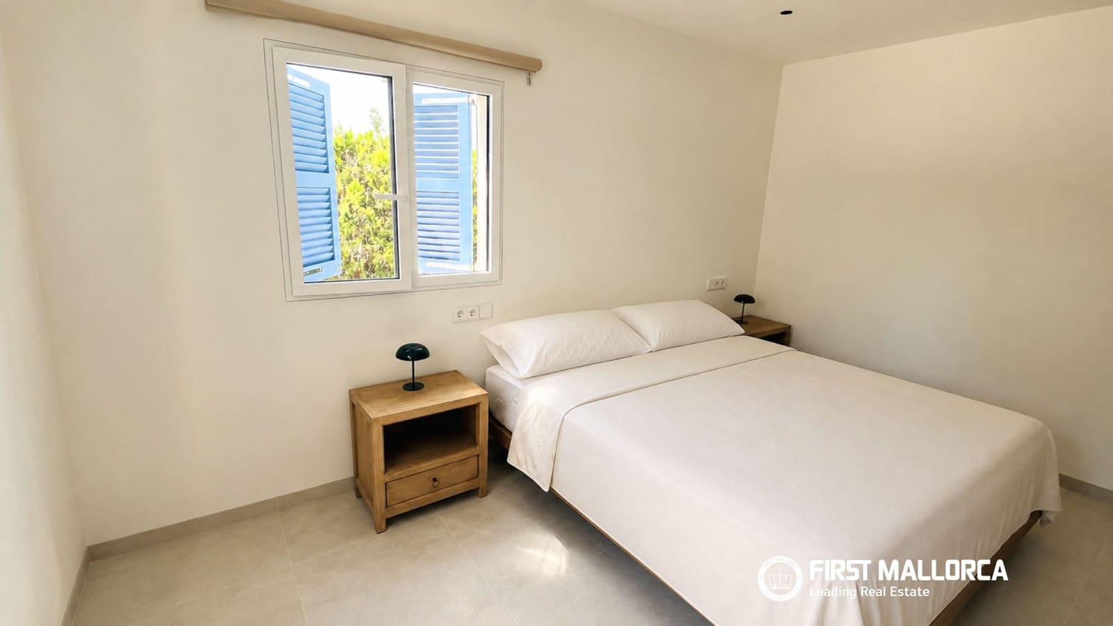 3 bedroom Villa for rent in Cala Murada with garage - € 2,000 (Ref: 9961764)