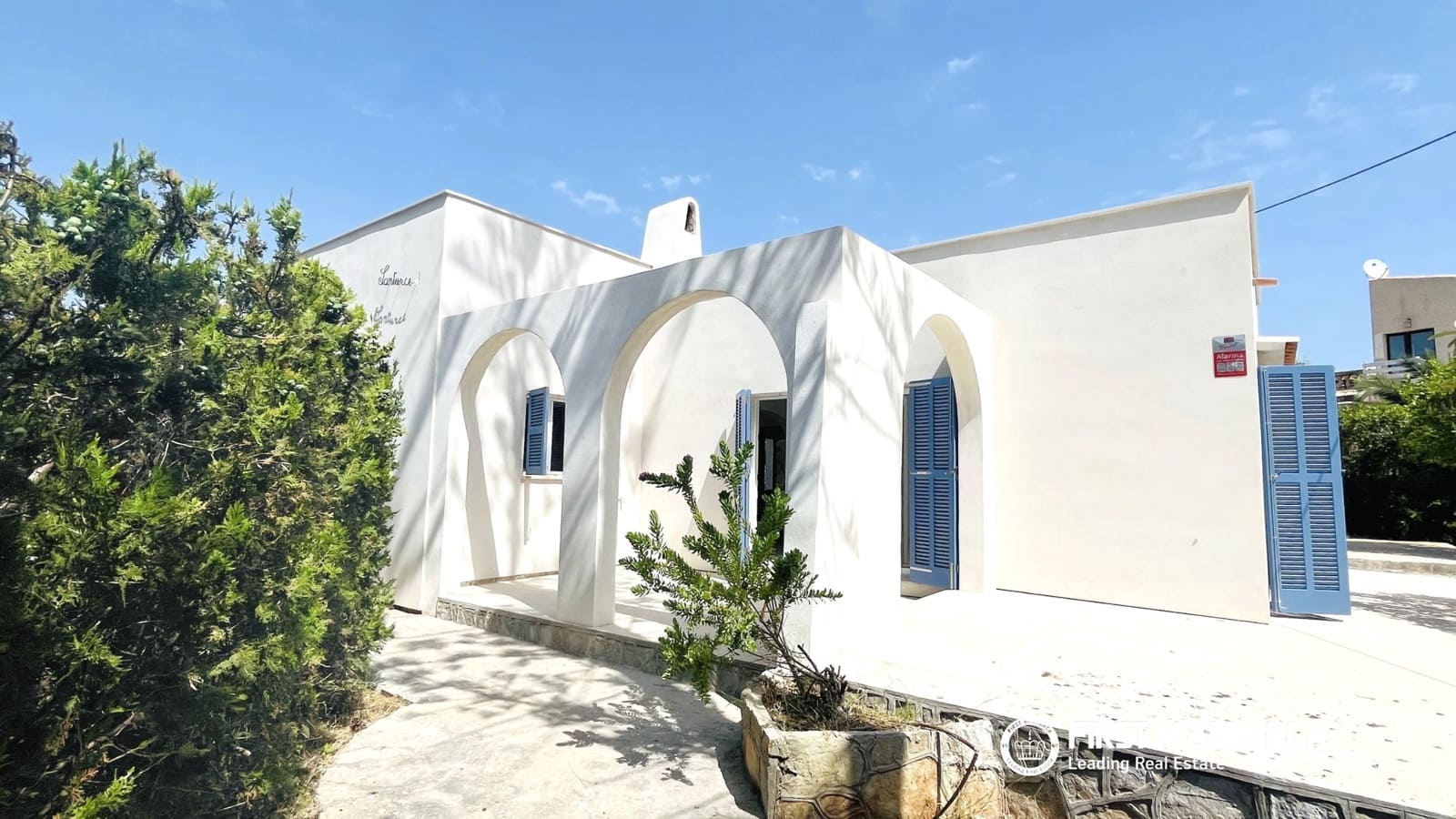 3 bedroom Villa for rent in Cala Murada with garage - € 2,000 (Ref: 9961764)