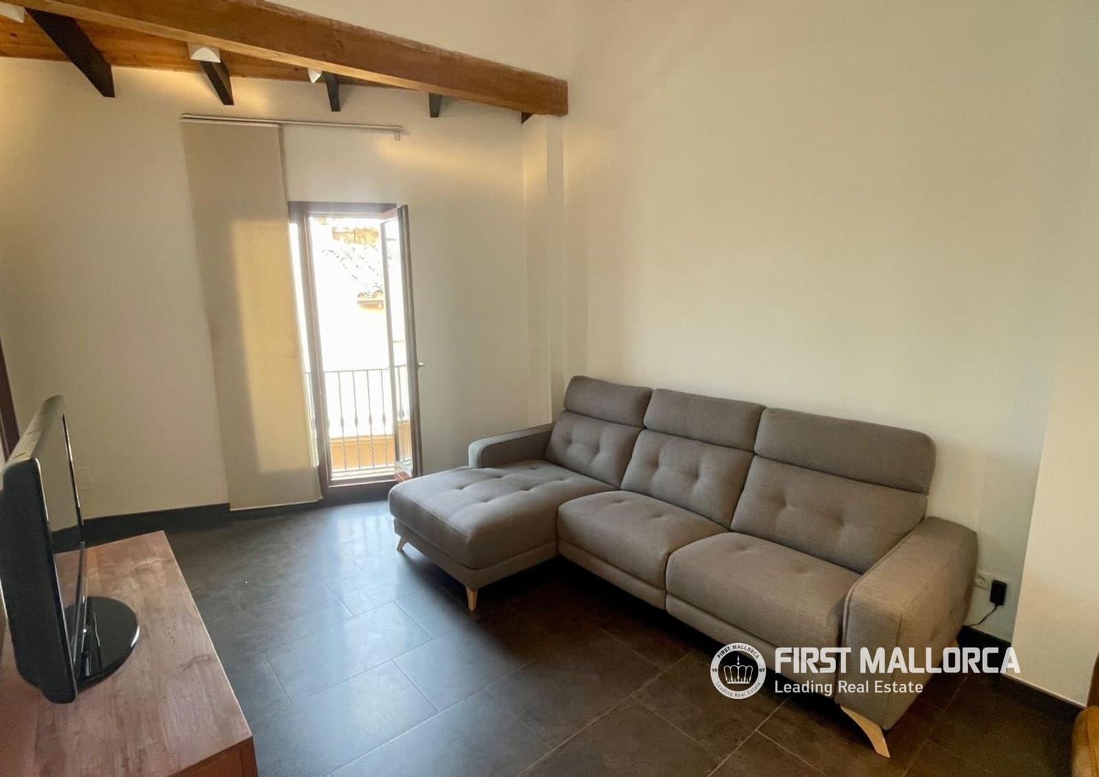 2 bedroom Penthouse for rent in Palma de Mallorca - € 2,300 (Ref: 9969061)