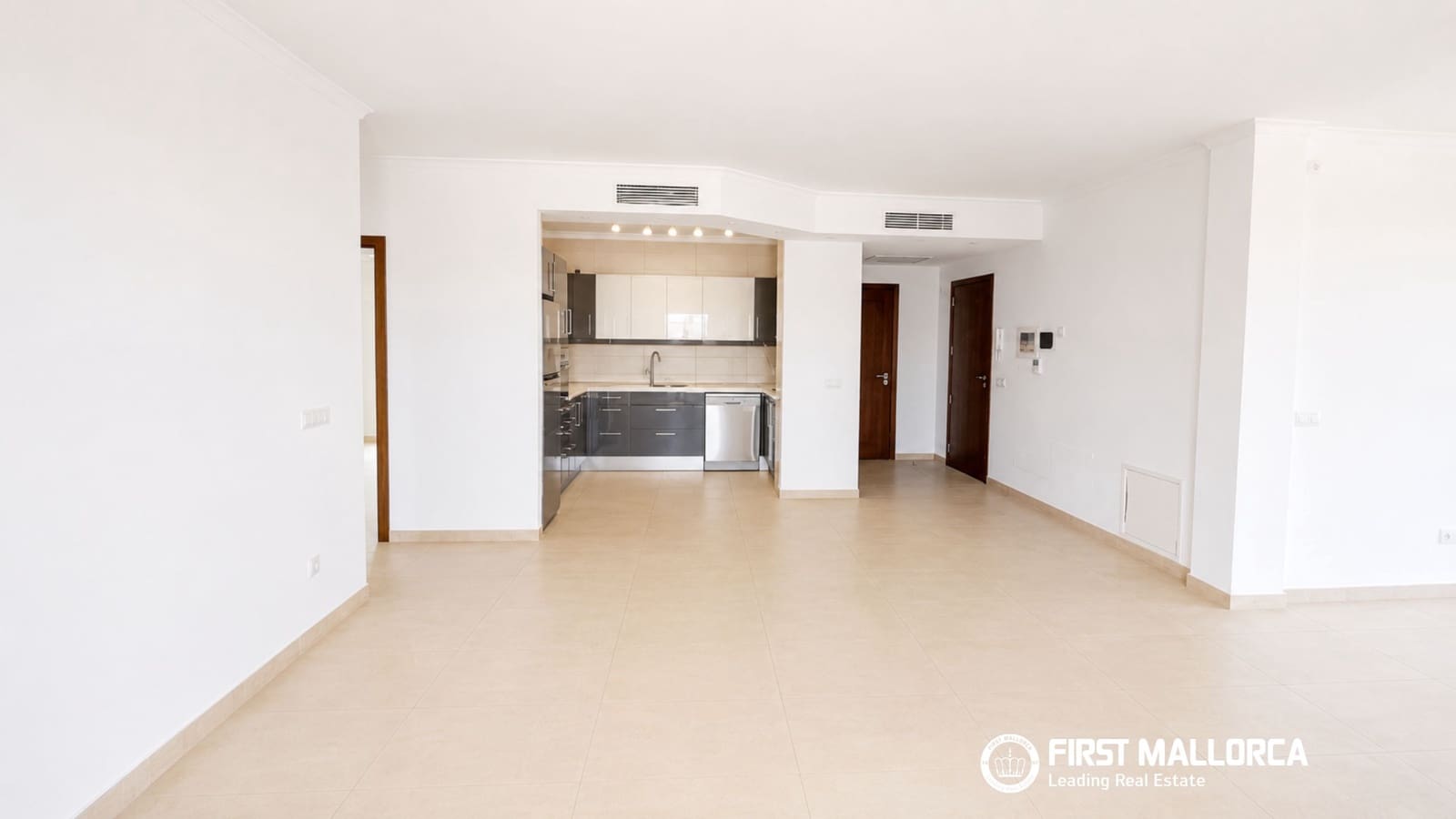 2 bedroom Apartment for sale in Santanyi with garage - € 419,000 (Ref: 9972284)