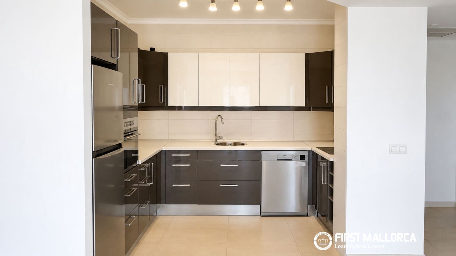 2 bedroom Apartment for sale in Santanyi with garage - € 419,000 (Ref: 9972284)