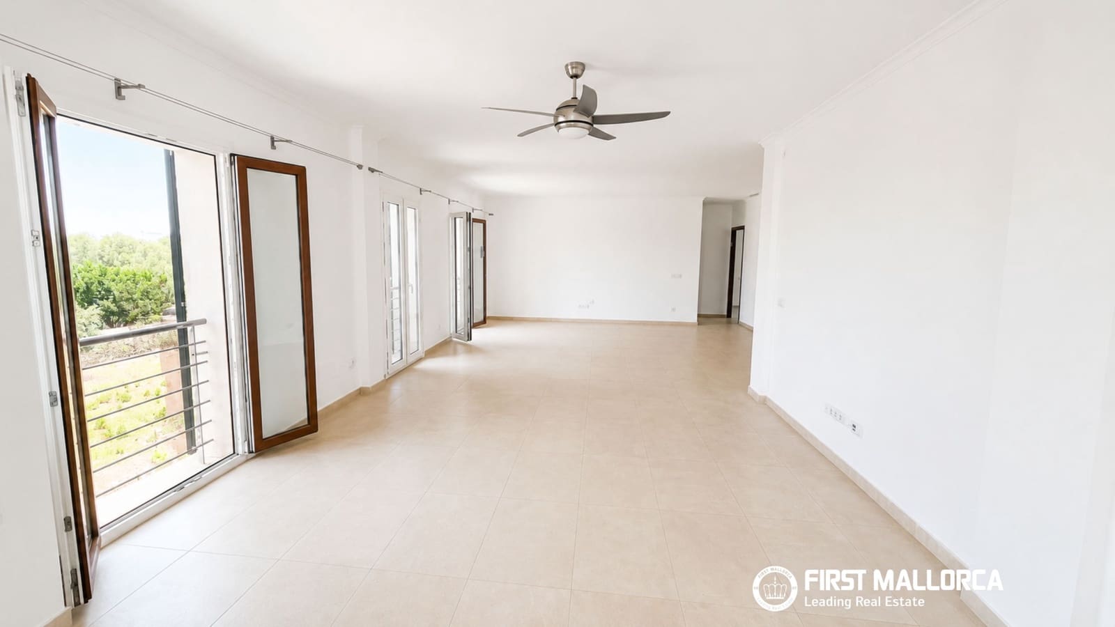 2 bedroom Apartment for sale in Santanyi with garage - € 419,000 (Ref: 9972284)