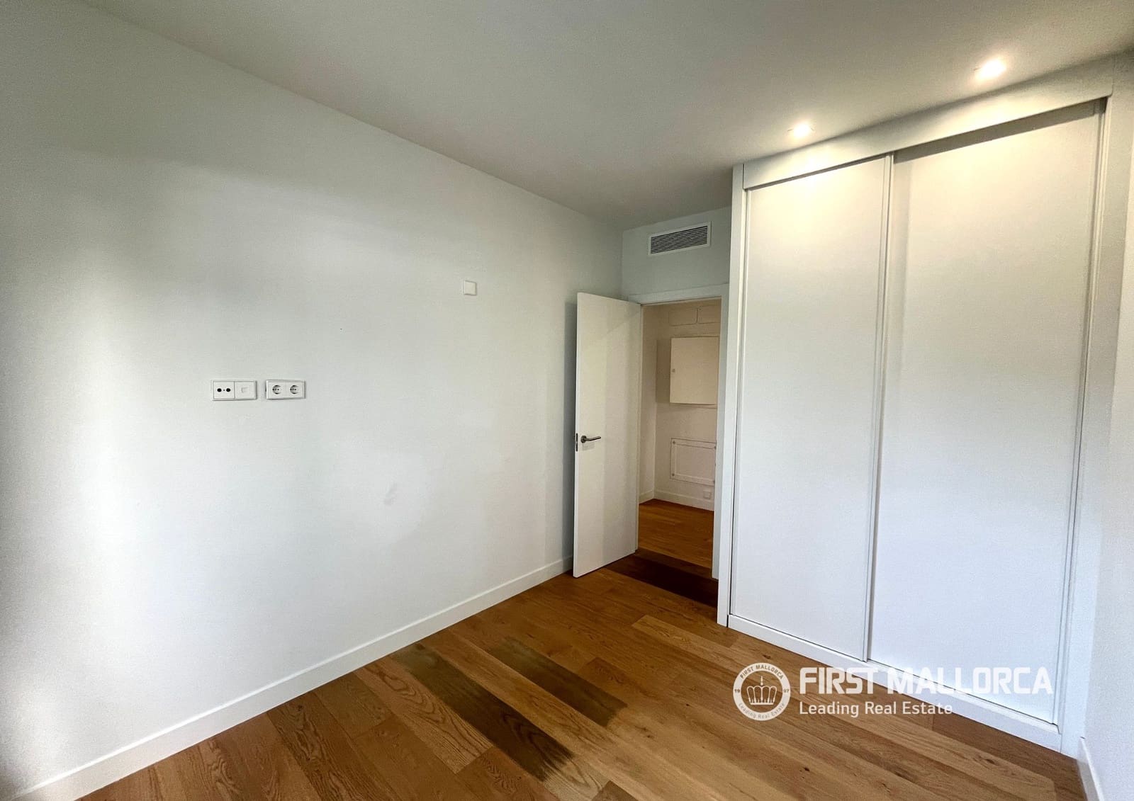 3 camera da letto Appartamento da affittare in Palma de Mallorca con garage - 3.000 € (Rif: 9976517)