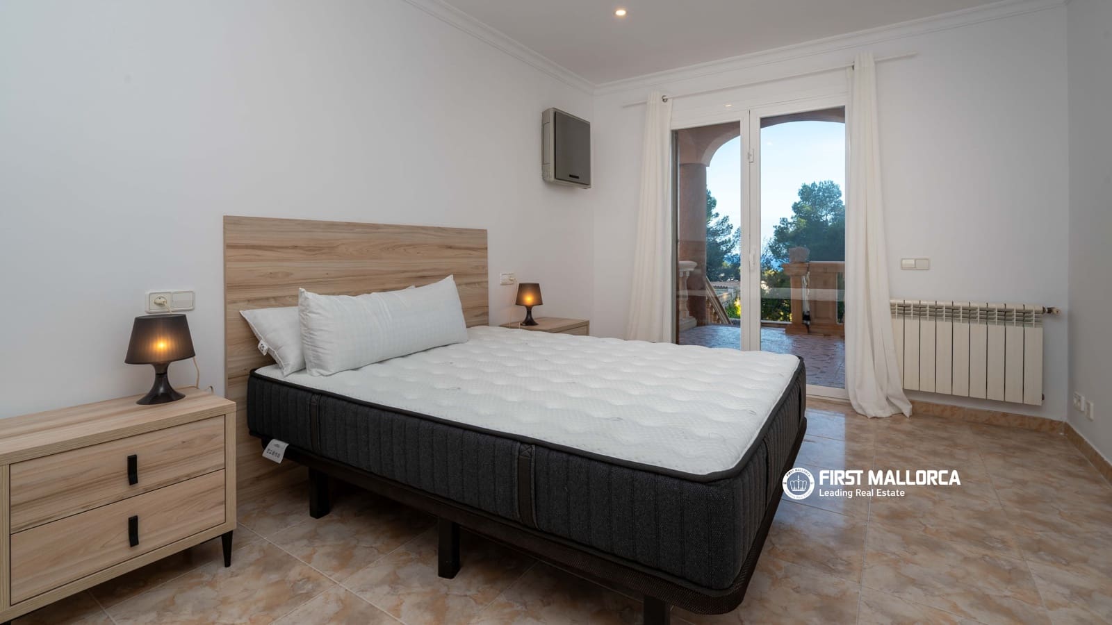 5 bedroom Villa for sale in Costa d'en Blanes with pool garage - € 2,650,000 (Ref: 9976518)