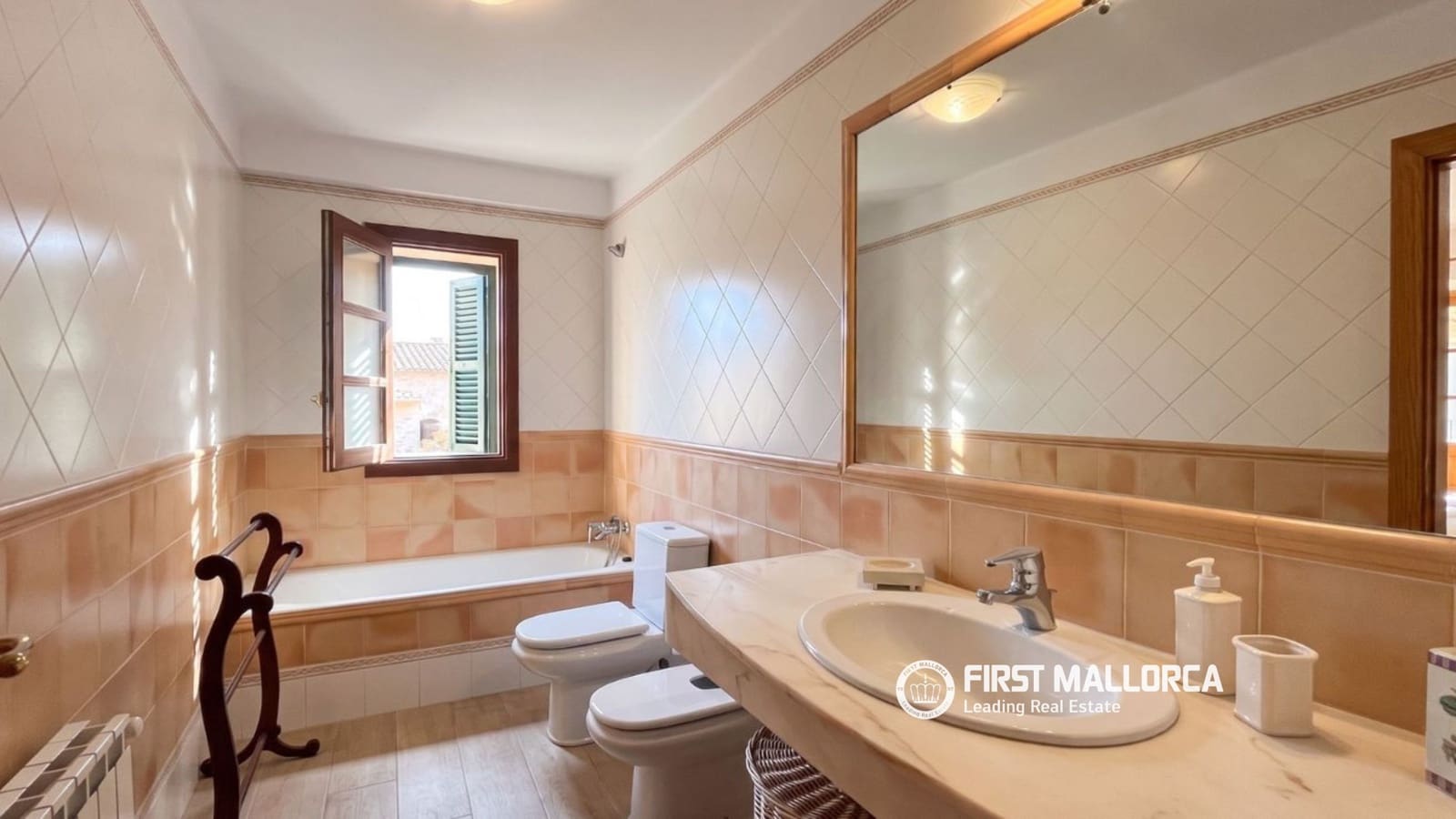 6 soveværelse Finca/Landehus til leje i Santa Maria del Cami - € 4.000 (Ref: 9983971)