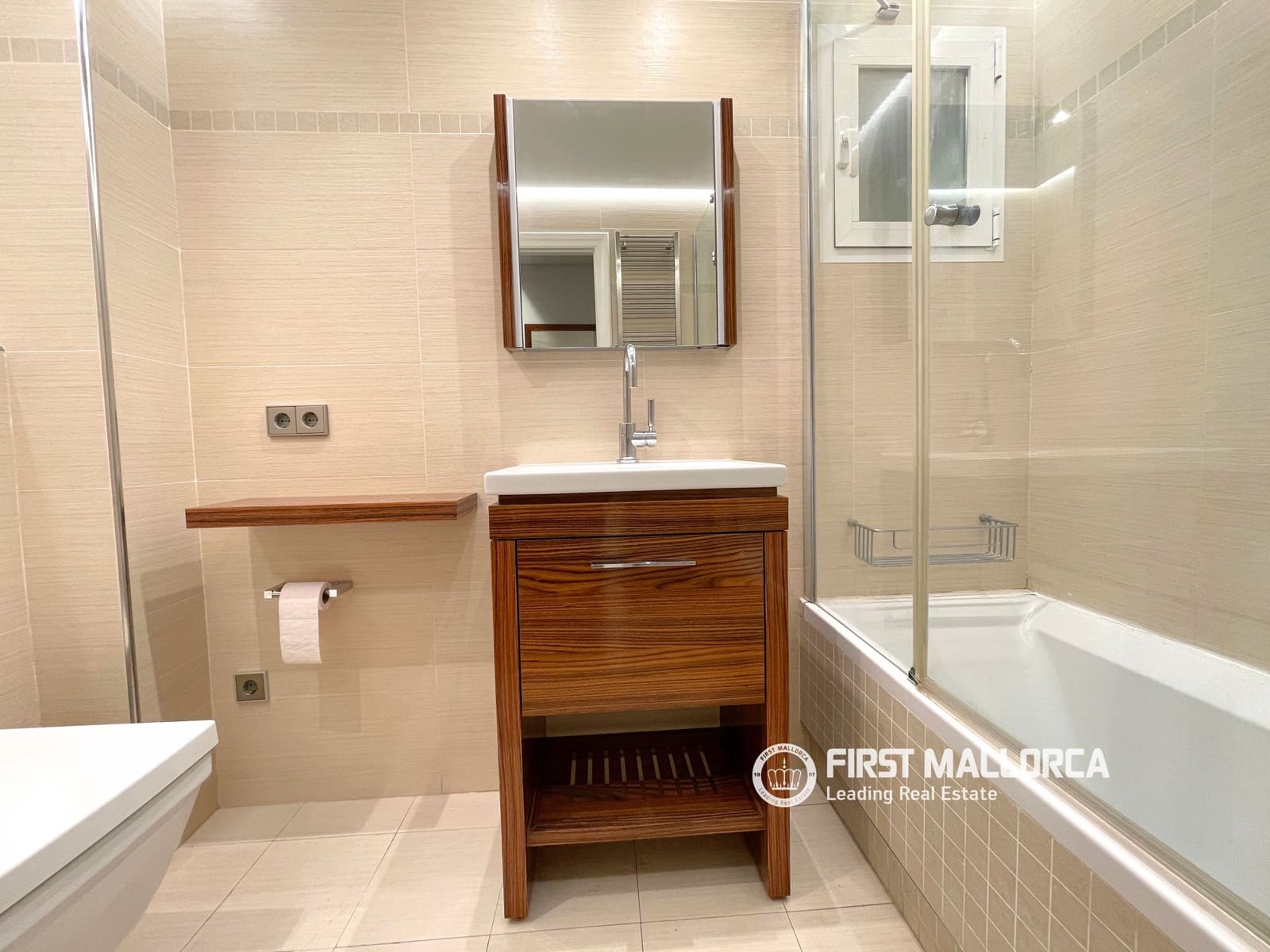 4 bedroom Apartment for rent in Palma de Mallorca with garage - € 2,950 (Ref: 9983972)