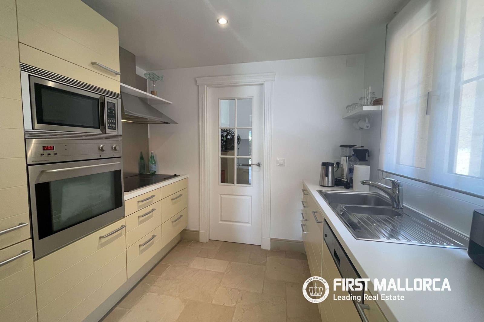 1 sypialnia Apartament na sprzedaż w Puerto de Andratx z garażem - 625 000 € (Ref: 9983973)