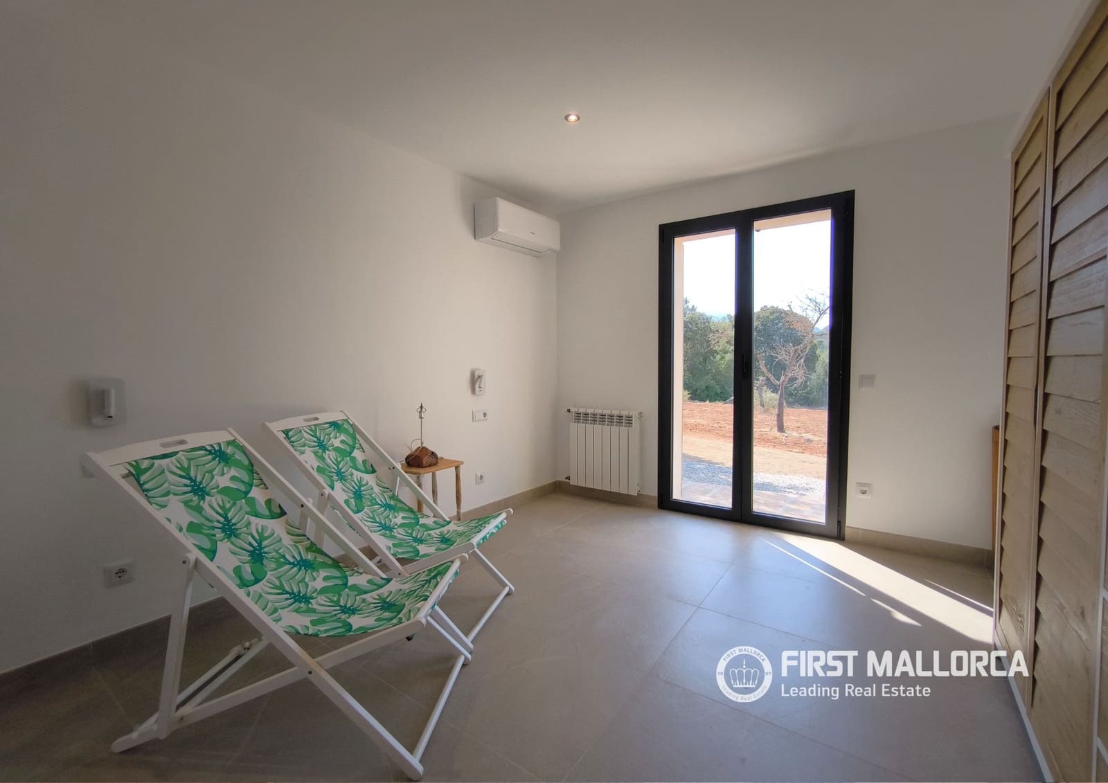 3 camera da letto Finca/Casa di Campagna da affittare in Buger con piscina garage - 3.700 € (Rif: 9983975)