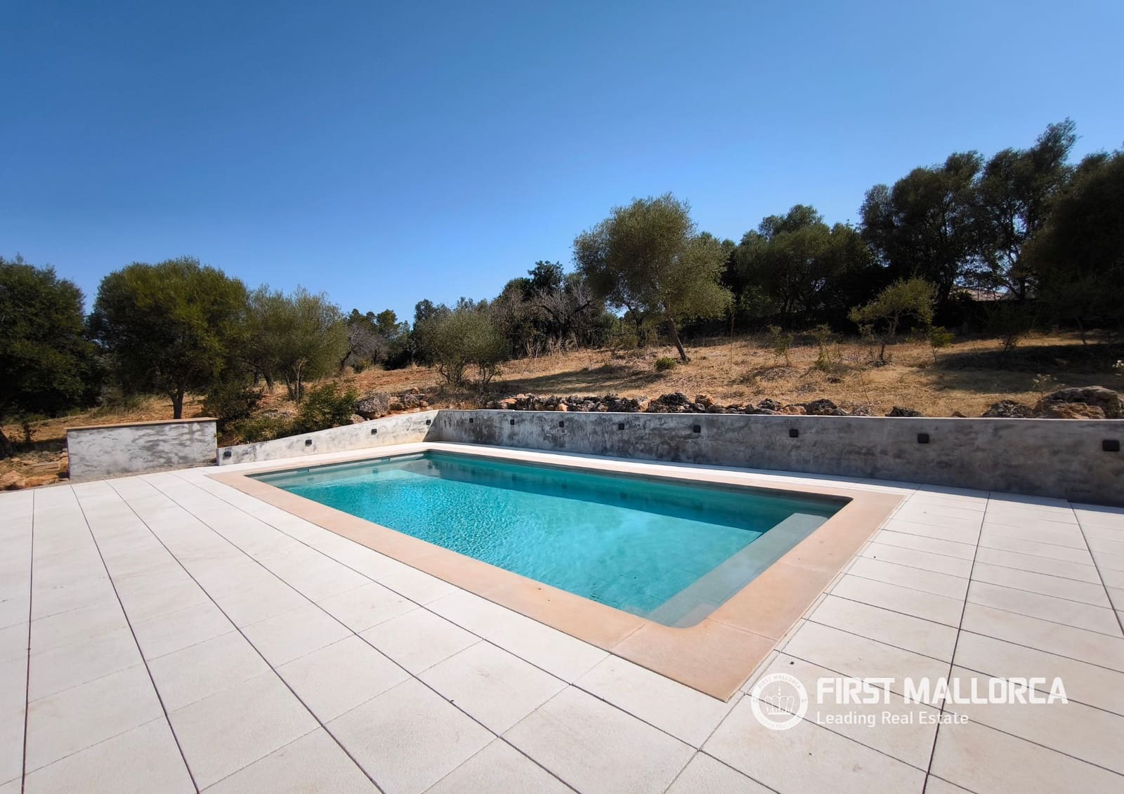 3 camera da letto Finca/Casa di Campagna da affittare in Buger con piscina garage - 3.700 € (Rif: 9983975)