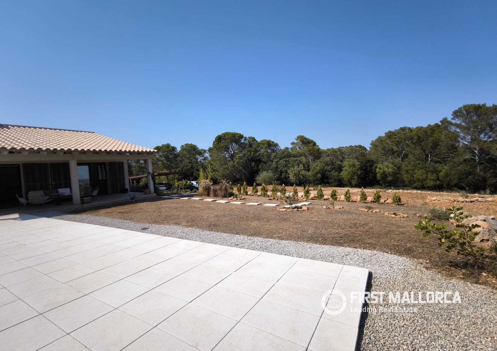 3 camera da letto Finca/Casa di Campagna da affittare in Buger con piscina garage - 3.700 € (Rif: 9983975)