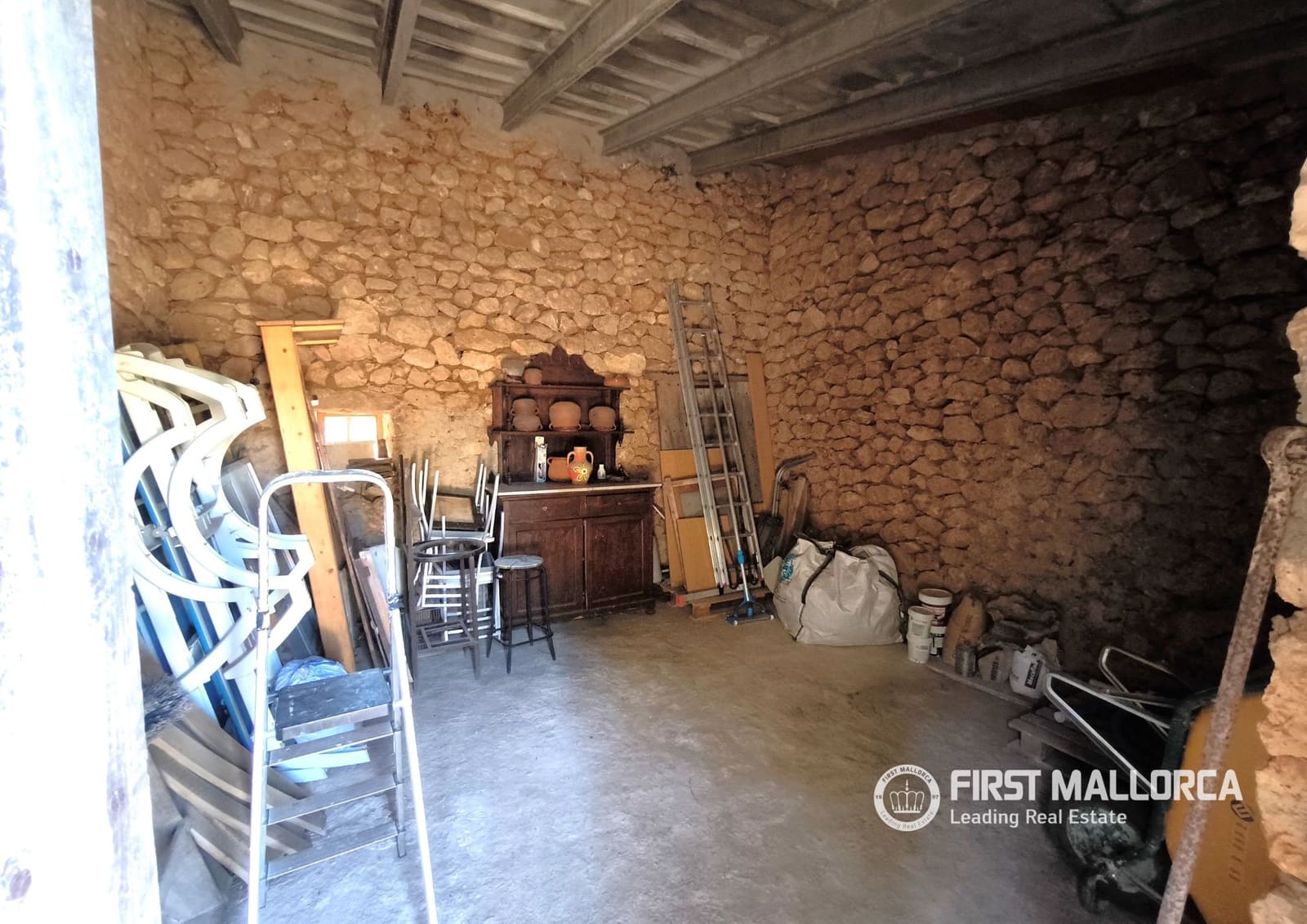 3 camera da letto Finca/Casa di Campagna da affittare in Buger con piscina garage - 3.700 € (Rif: 9983975)