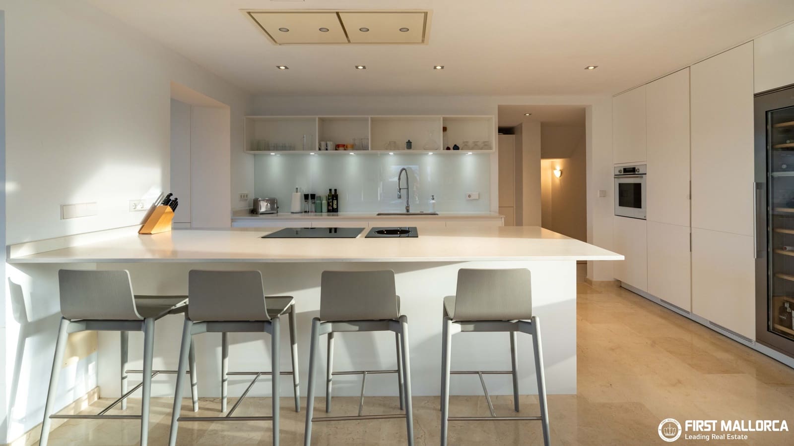 3 soveværelse Villa til salg i Santa Ponsa med swimmingpool garage - € 3.300.000 (Ref: 9986105)