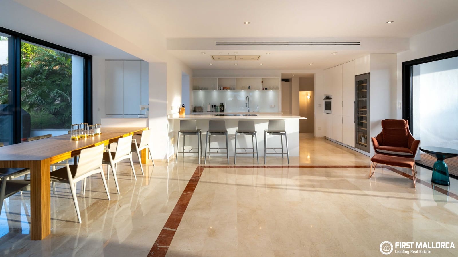 3 soveværelse Villa til salg i Santa Ponsa med swimmingpool garage - € 3.300.000 (Ref: 9986105)