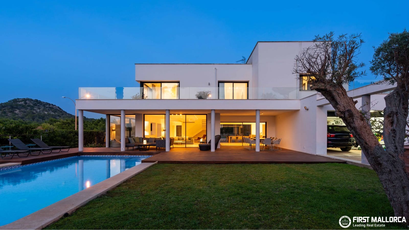 3 soveværelse Villa til salg i Santa Ponsa med swimmingpool garage - € 3.300.000 (Ref: 9986105)