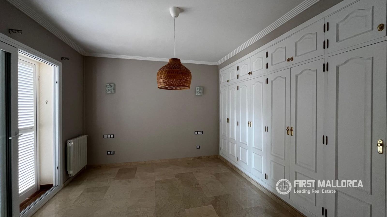5 camera da letto Villa da affittare in Santa Ponsa con piscina garage - 7.500 € (Rif: 9989947)
