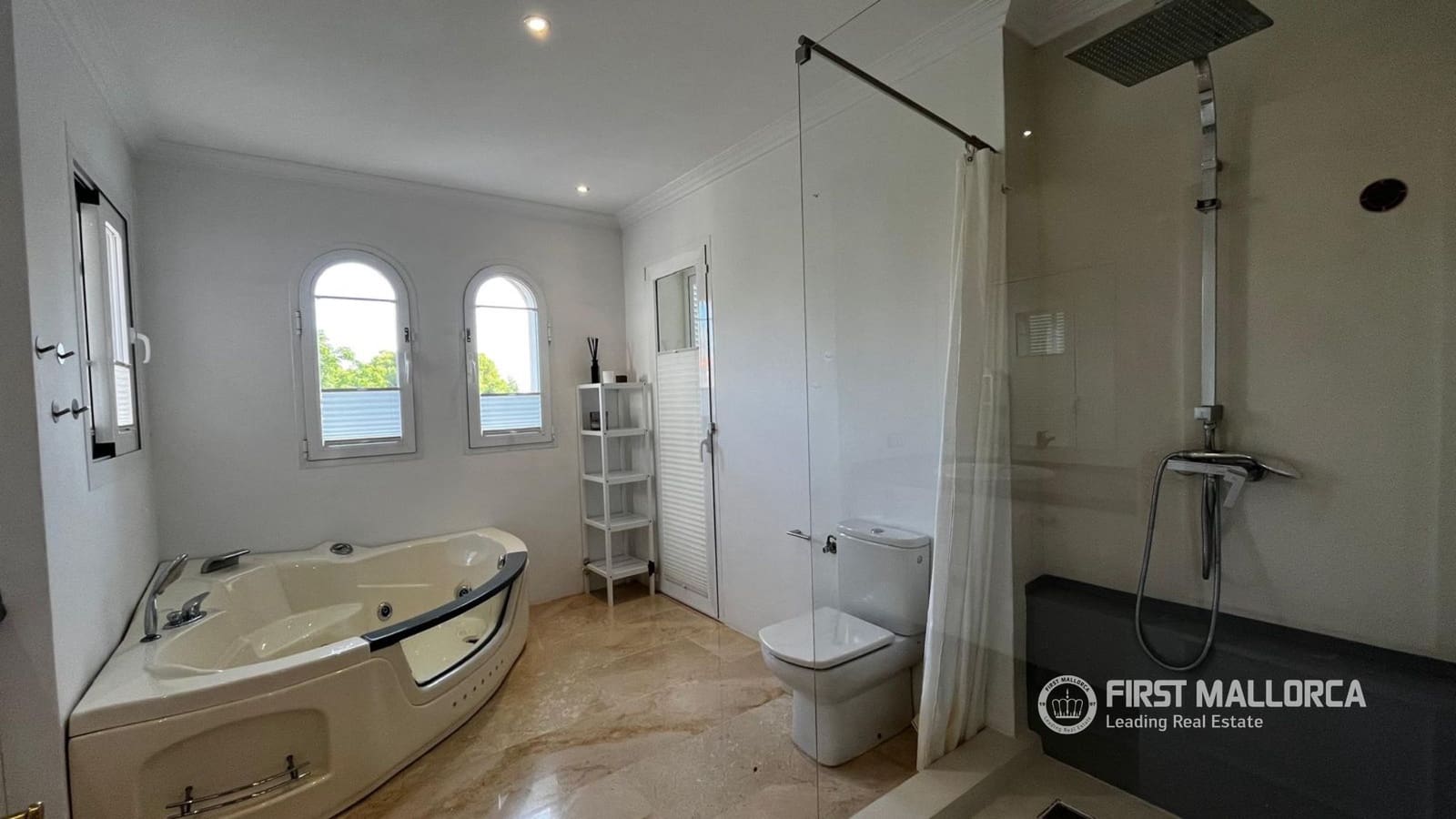 5 camera da letto Villa da affittare in Santa Ponsa con piscina garage - 7.500 € (Rif: 9989947)