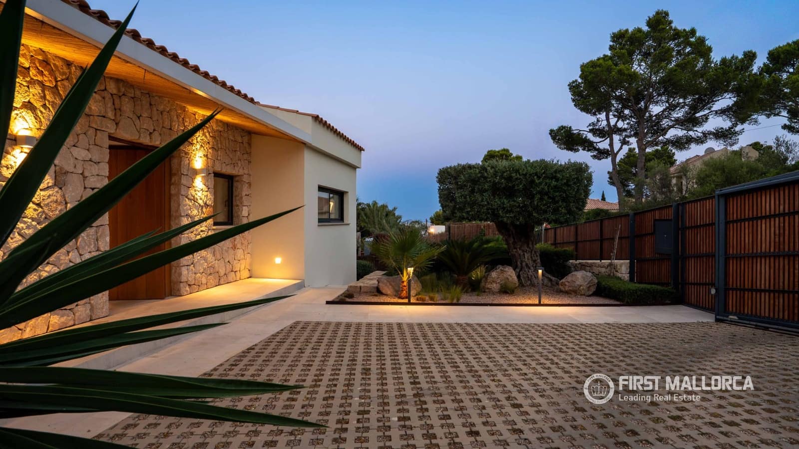 Chalet de 4 habitaciones en Costa d'en Blanes en venta con piscina garaje - 5.500.000 € (Ref: 9993625)