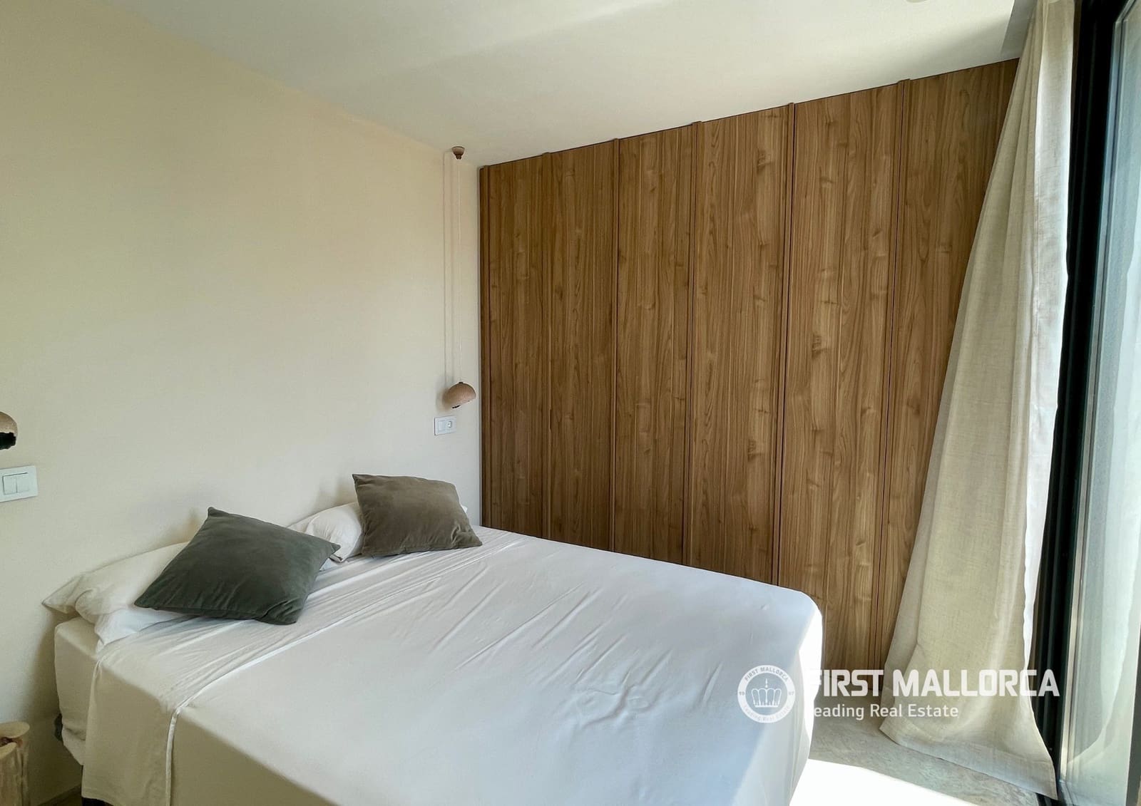 Appartement de 2 chambres à louer à Colonia de Sant Pere / Colonia de San Pedro - 2 000 € (Ref: 9996351)
