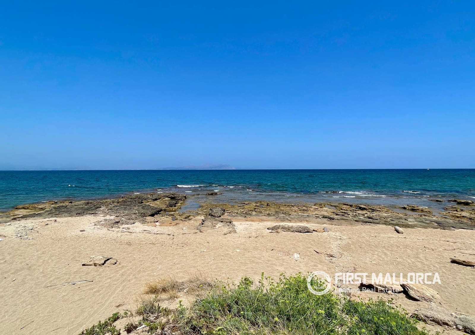 Appartement de 2 chambres à louer à Colonia de Sant Pere / Colonia de San Pedro - 2 000 € (Ref: 9996351)