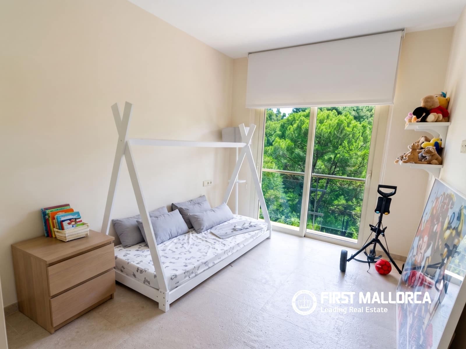 5 quarto Apartamento para arrendar em Cas Catala com garagem - 5 500 € (Ref: 9996352)