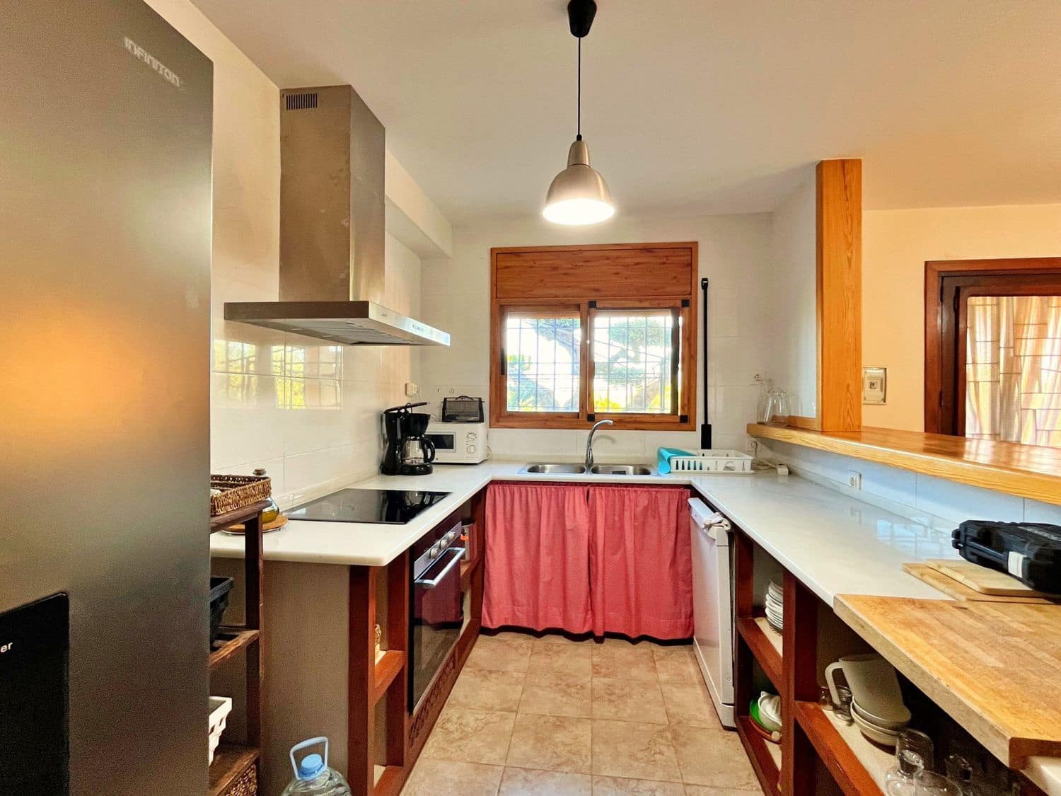 10 Zimmer Villa zu verkaufen in Camarles mit Pool - 575.000 € (Ref: 10020918)