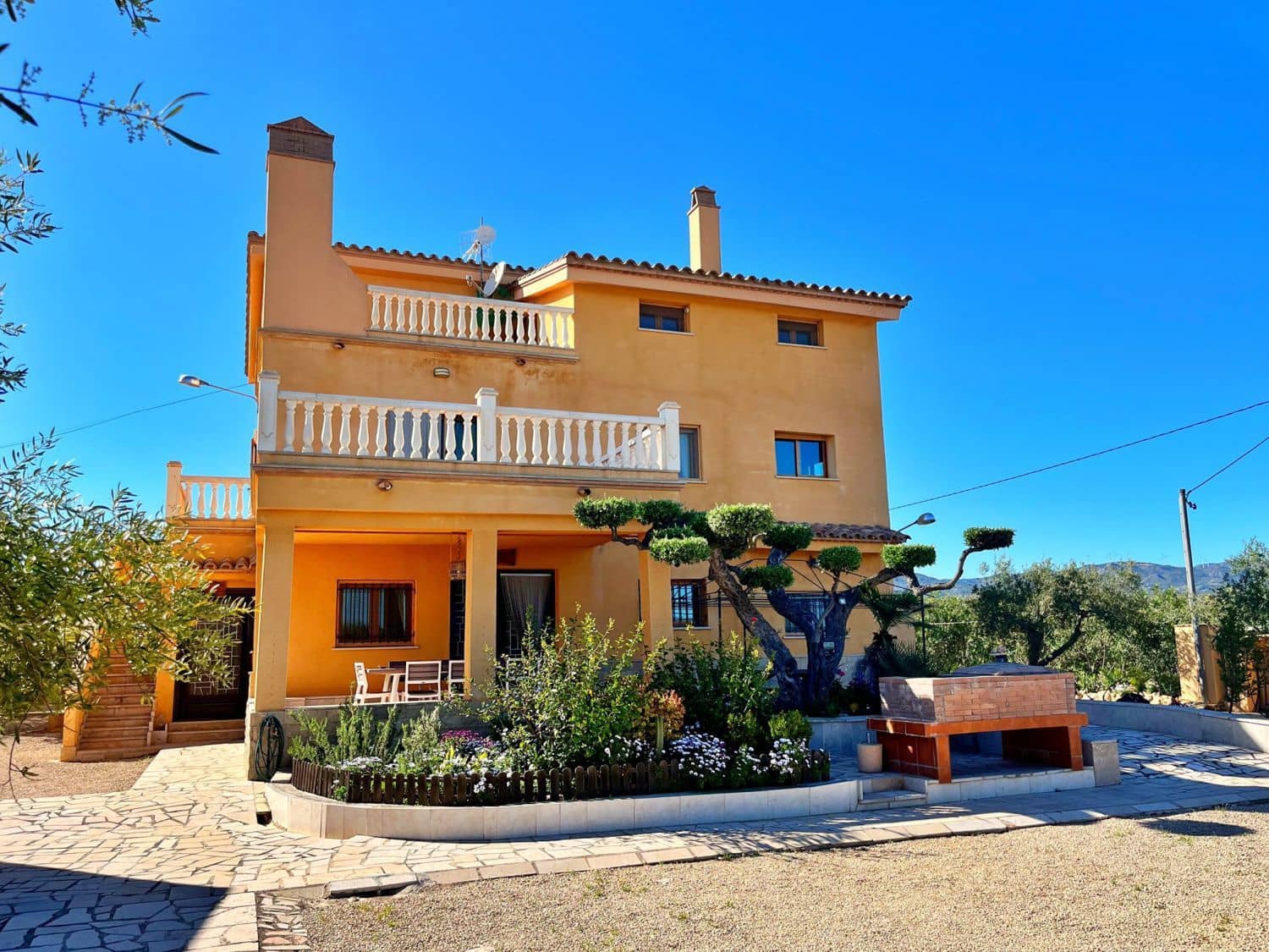 10 Zimmer Villa zu verkaufen in Camarles mit Pool - 575.000 € (Ref: 10020918)