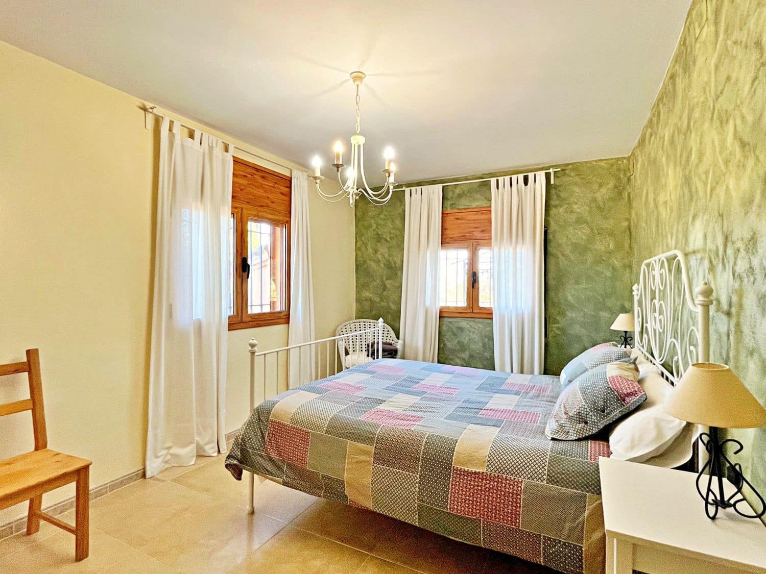 10 Zimmer Villa zu verkaufen in Camarles mit Pool - 575.000 € (Ref: 10020918)