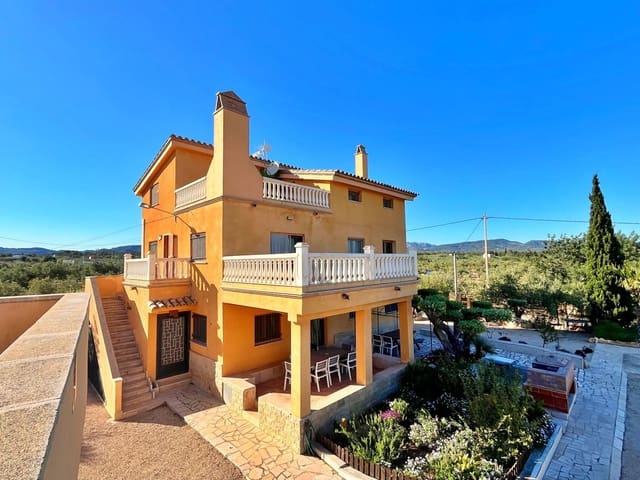 10 Zimmer Villa zu verkaufen in Camarles mit Pool - 575.000 € (Ref: 10020918)