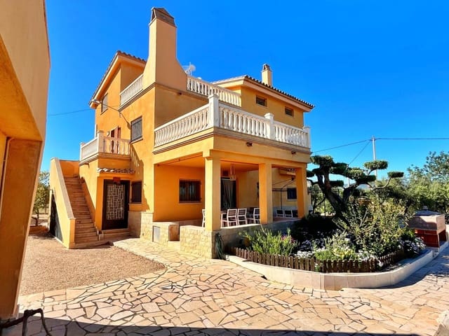 10 Zimmer Villa zu verkaufen in Camarles mit Pool - 575.000 € (Ref: 10020918)