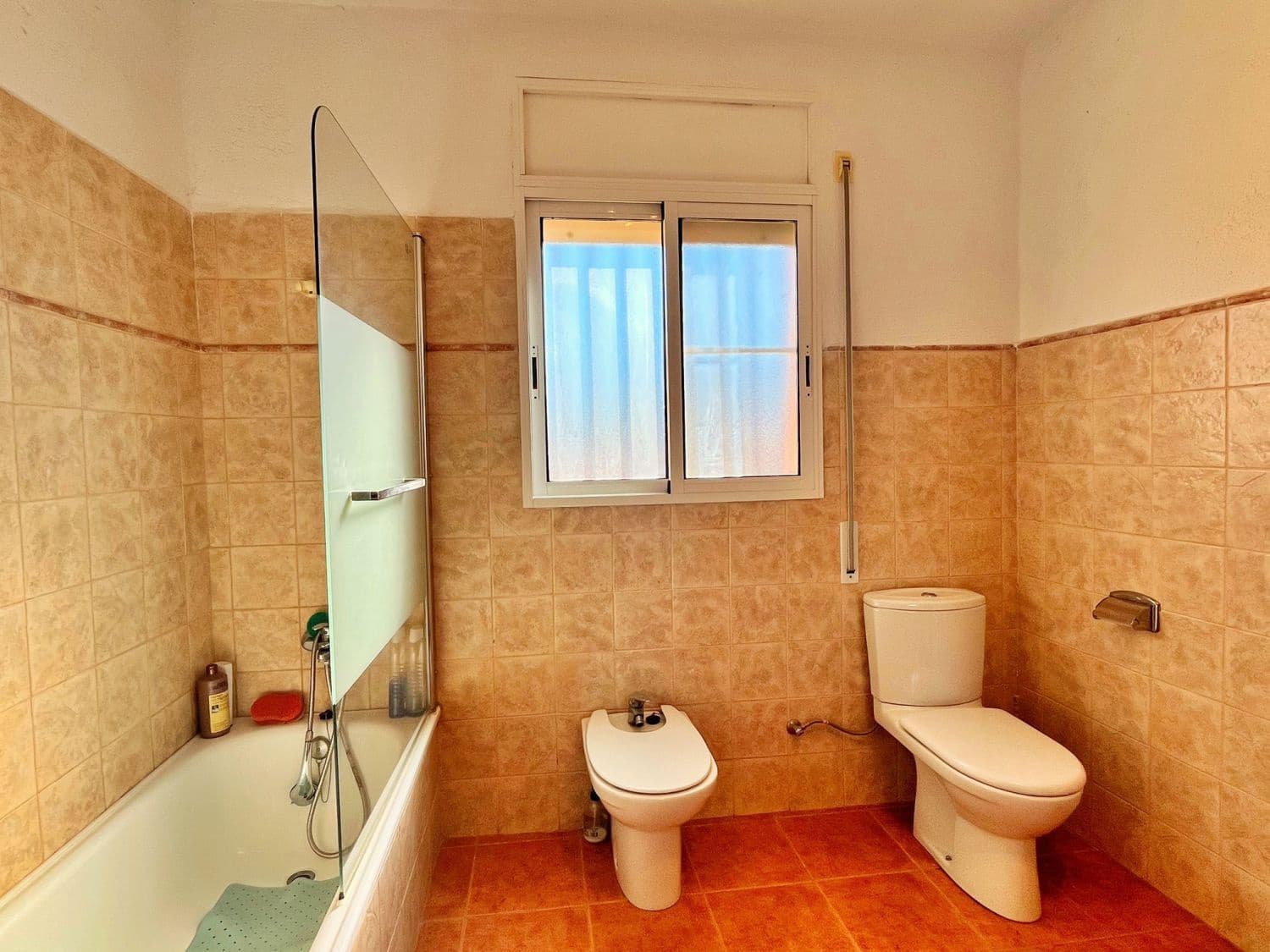 10 Zimmer Villa zu verkaufen in Camarles mit Pool - 575.000 € (Ref: 10020918)