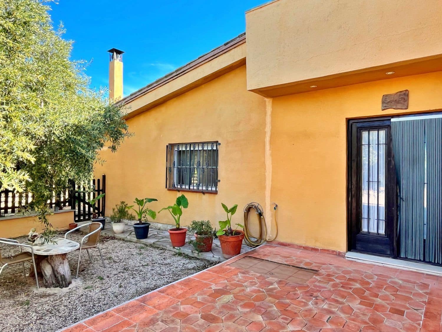 10 Zimmer Villa zu verkaufen in Camarles mit Pool - 575.000 € (Ref: 10020918)