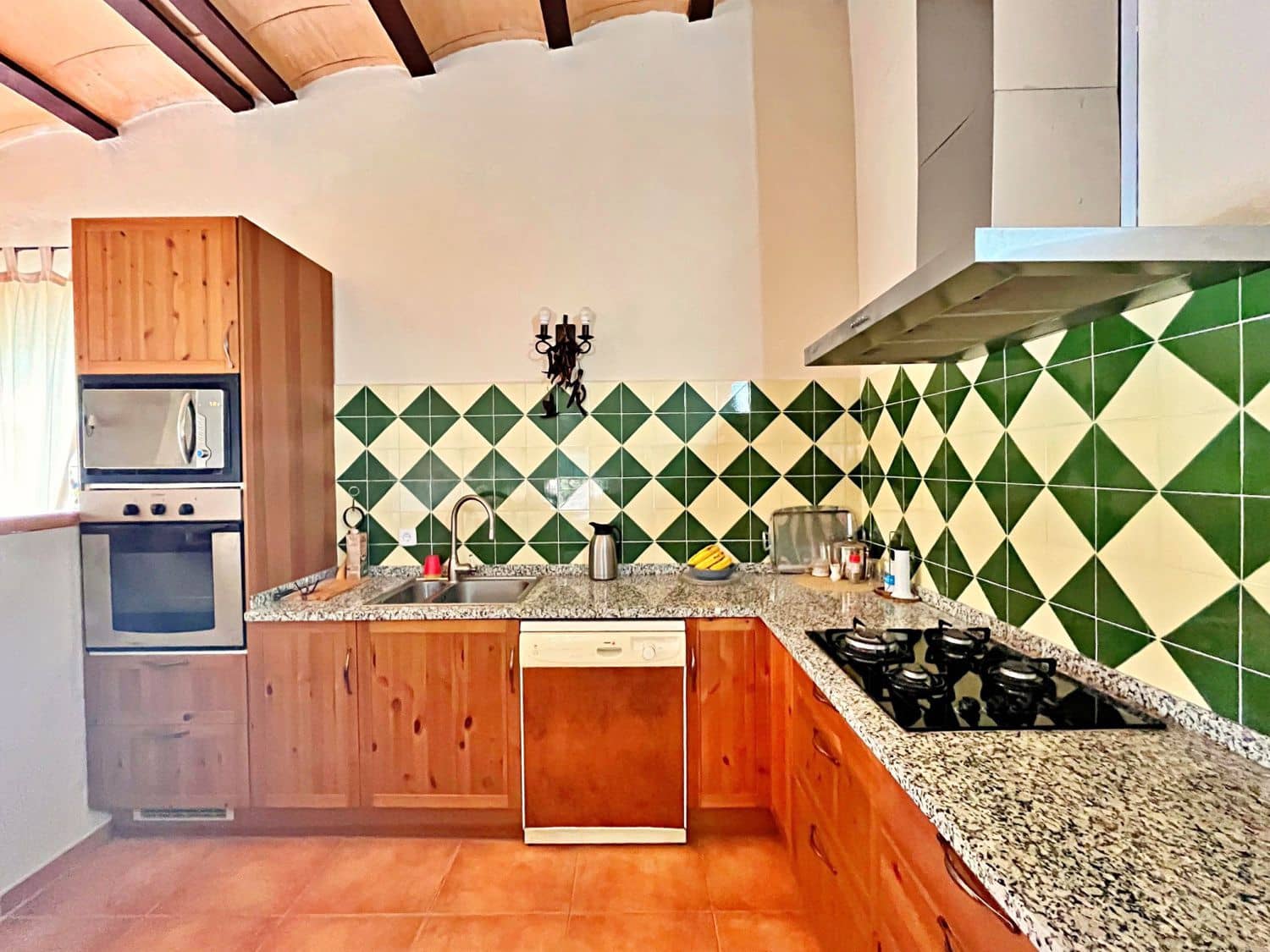 10 Zimmer Villa zu verkaufen in Camarles mit Pool - 575.000 € (Ref: 10020918)