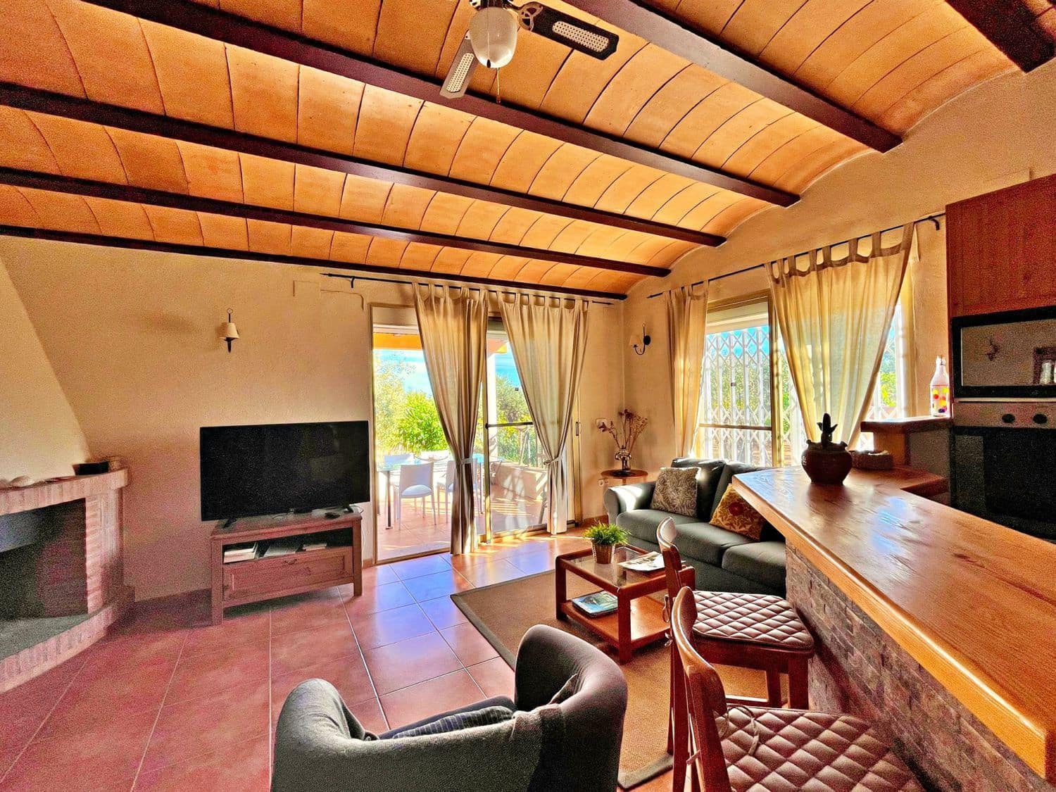 10 Zimmer Villa zu verkaufen in Camarles mit Pool - 575.000 € (Ref: 10020918)