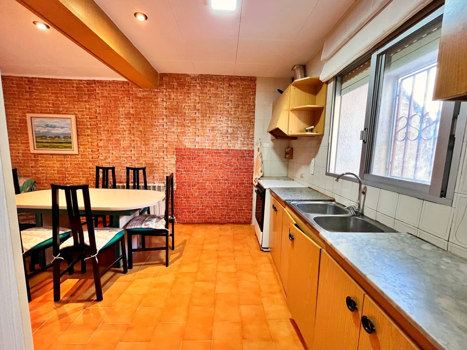 4 makuuhuone Omakotitalo myytävänä paikassa Tortosa - 87 000 € (Ref: 10035364)