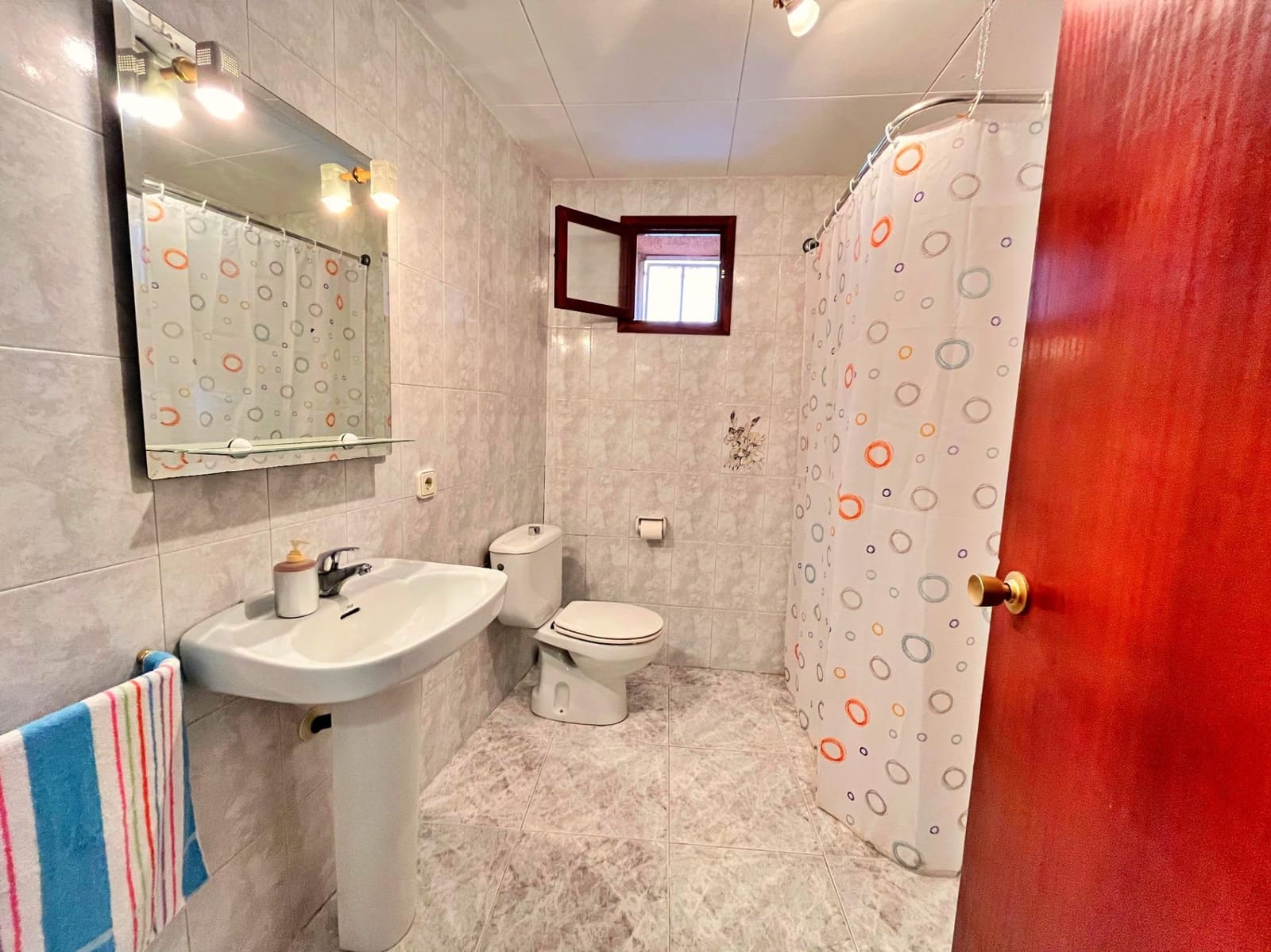 4 makuuhuone Omakotitalo myytävänä paikassa Tortosa - 87 000 € (Ref: 10035364)